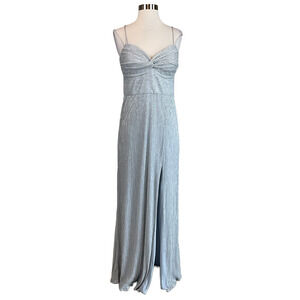AQUA Sparkly Chiffon Long A-Line Evening Gown Silver Size 8 Formal Dress